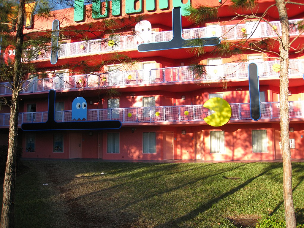 Disney 2010 D1 0588.jpg - January 9-11, 2010 Disney World Florida. Went to run the marathon. Saturday, fly down, check in, go to Expo to pick up packet, then to see Blue Man Group in the evening.